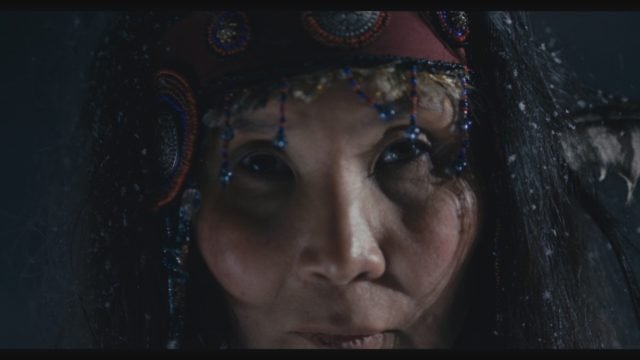 Olma Djon di Victoria Yakubova narra di come sia necessario il ricordo delle proprie radici per progredire e superare i momenti più difficili.