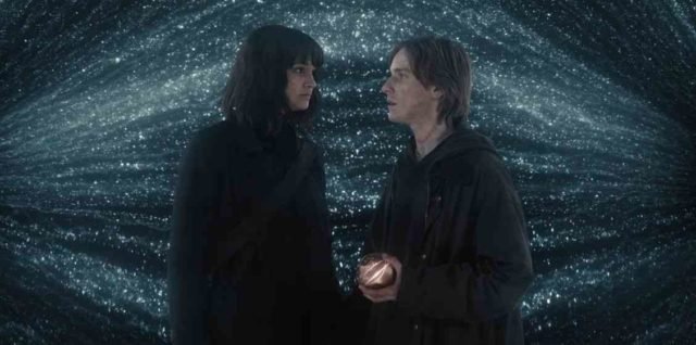 Il finale della terza stagione di Dark ha sicuramente messo un punto definitivo, ma lo ha lasciato fuori dal cerchio perfetto.