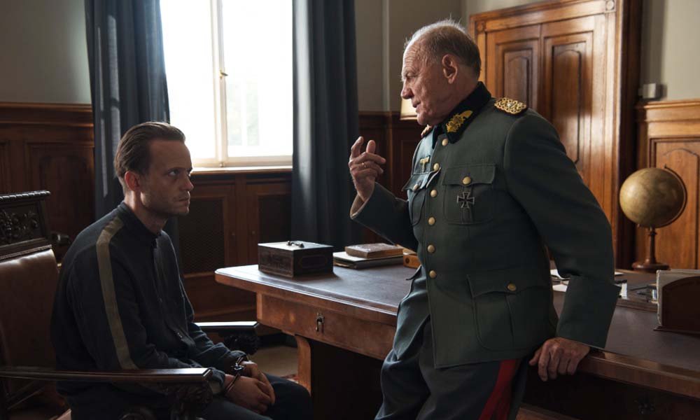 La Vita Nascosta di Terrence Malick è la storia del martire Franz Jägerstätter, che si oppose al regime nazista per onore del Grande Bene.