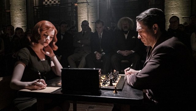 La regina degli scacchi Beth è un'orfana prodigio degli scacchi, la sua ascesa sarà inesorabile, fino a diventare un Gran Maestro, una vera regina degli scacchi.