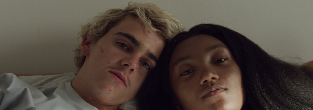 We Are Who We Are di Guadagnino mette in scena i percorsi della ricerca di sé nell'età incerta dell'adolescenza.