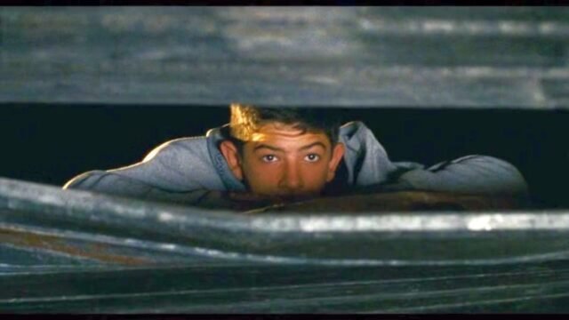 Con A Ciambra, Carpignano ci fornisce la fotografia di una realtà crudele e amara in cui non c'è spazio per l'infanzia e l'innocenza