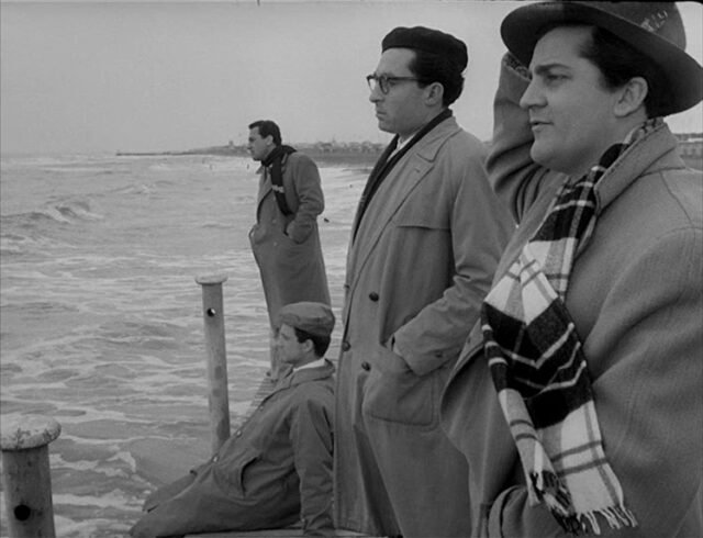 I Vitelloni In I Vitelloni Federico Fellini ritrae la gioventù italiana nel dopoguerra tra speranze in un futuro migliore e un presente insoddisfacente.