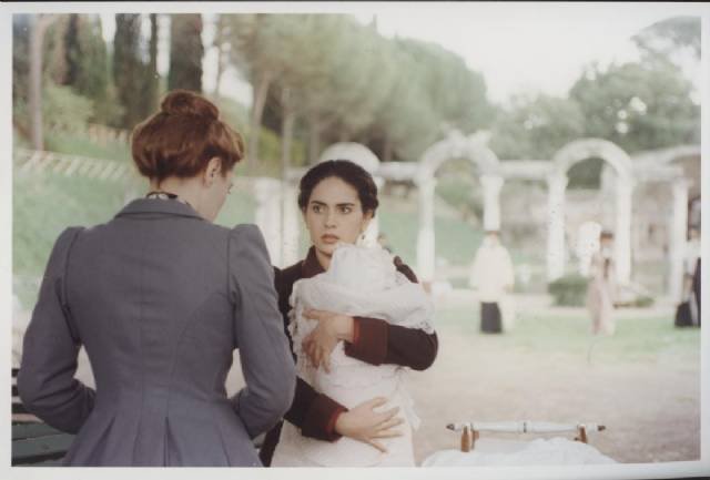 La balia, novella pirandelliana di inizio '900 diviene, nelle mani di Bellocchio, una vicenda di emancipazione femminile. In questo articolo, Vittoria. 