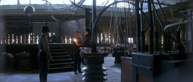 Ecco i motivi che hanno spinto il regista Christopher Nolan ha scegliere David Bowie nel ruolo del famoso scienziato nel film The Prestige 