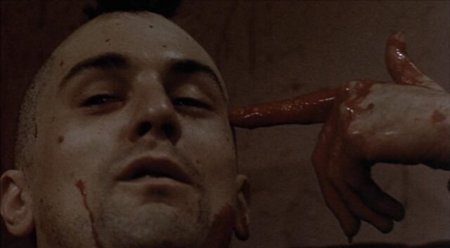 Schrader e Scorsese con Taxi Driver realizzano un film profondamente esistenzialista, ispirato a La nausea di Sartre e Lo straniero di Camus.