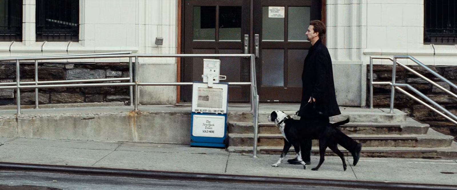 La 25ª&nbsp;ora di Spike Lee, un memento mori e un carpe diem, nella New York spezzata dagli eventi dell'11 settembre.