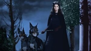 La maschera del demonio, primo lungometraggio di Mario Bava, nasce da un soggetto scritto da lui stesso nel 1959, il "Vij".