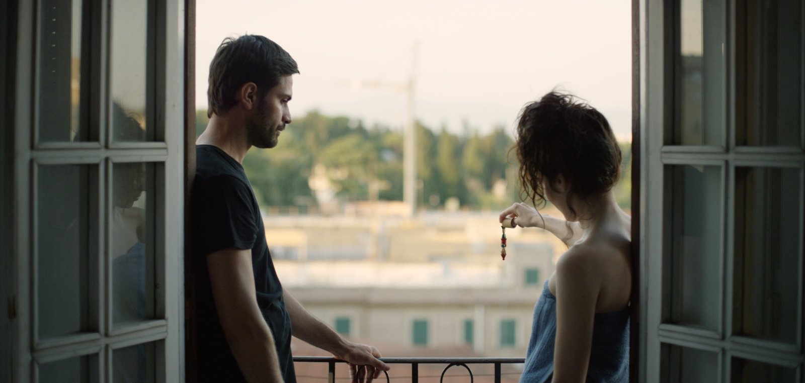 Ciro De Caro dirige Rosa Palasciano, co-autrice e interprete di Giulia, uno dei film più freschi e originali del panorama contemporaneo.