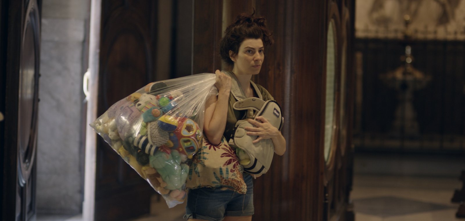 Ciro De Caro dirige Rosa Palasciano, co-autrice e interprete di Giulia, uno dei film più freschi e originali del panorama contemporaneo.