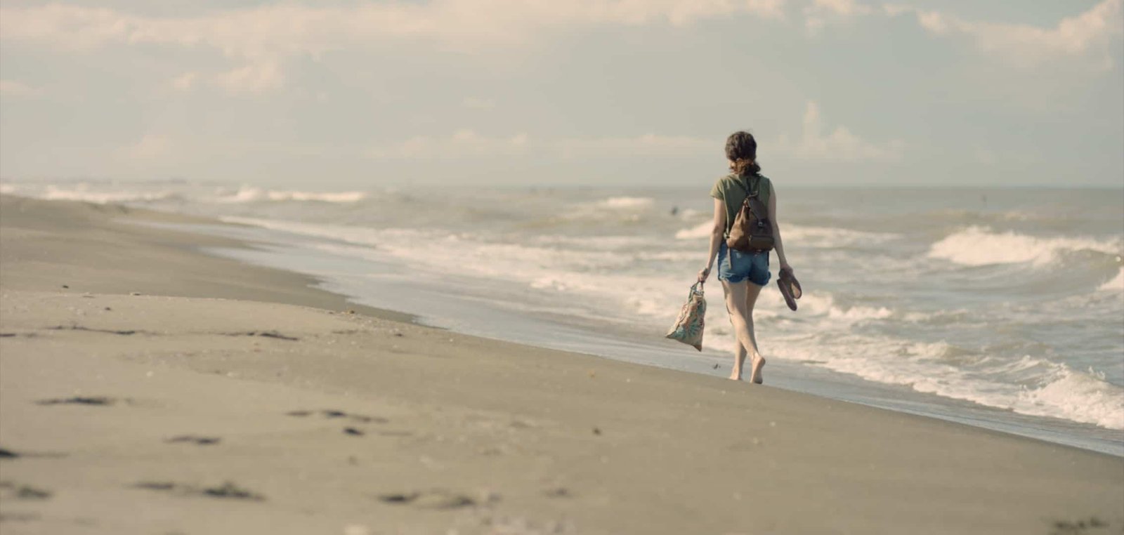 Ciro De Caro dirige Rosa Palasciano, co-autrice e interprete di Giulia, uno dei film più freschi e originali del panorama contemporaneo.