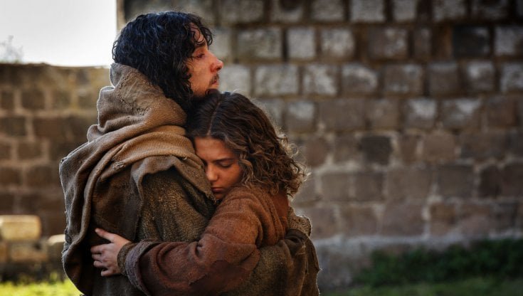 Susanna Nicchiarelli ci racconta Chiara, una Santa innovativa e ribelle che ha scritto la storia con la sua rivoluzione.