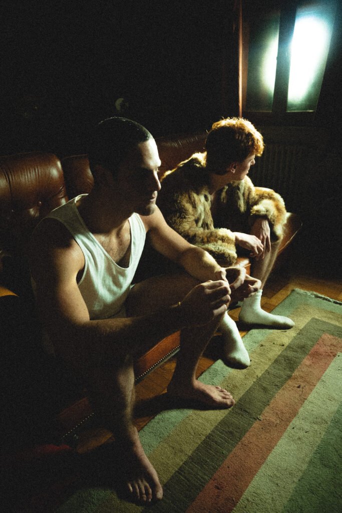 Nuovi Sguardi - Agosto in Pelliccia e il corpo al condizionale