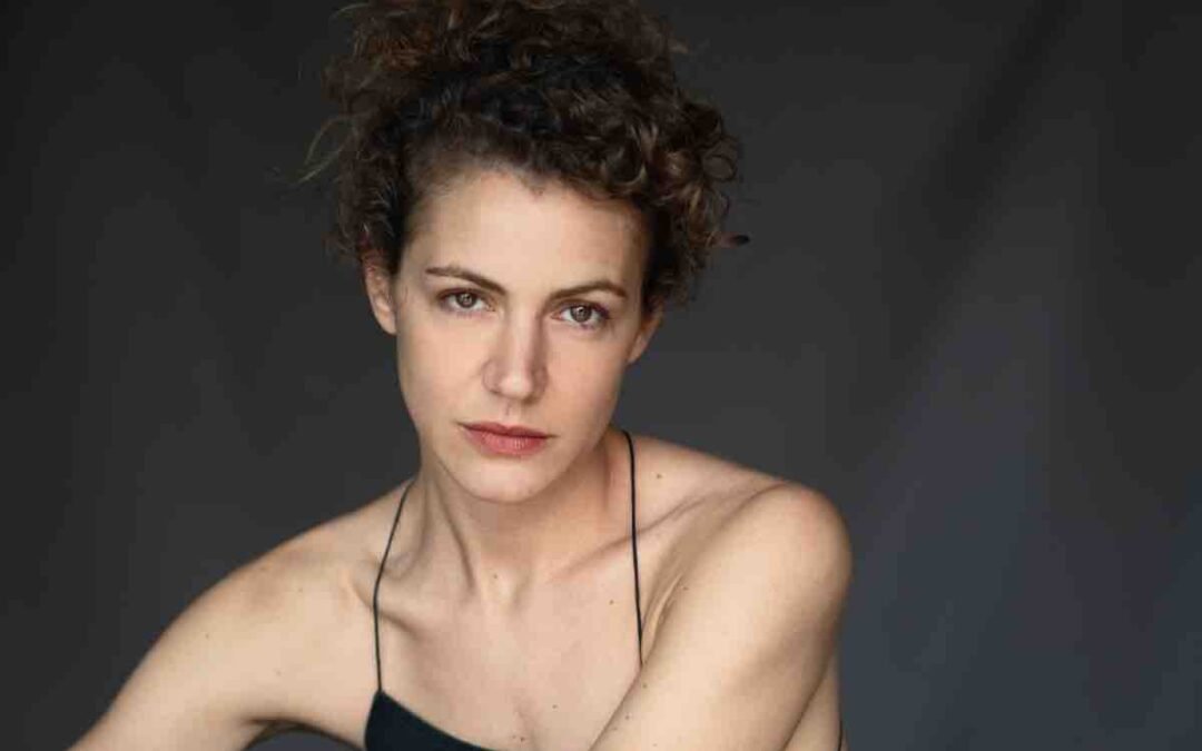 Chi è Emma Quartullo, figlia di Elena Sofia Ricci: la carriera da attrice sulle orme della madre