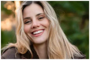 Arianna Montefiori in Che Dio Ci Aiuti