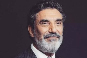 Chuck Lorre sitcom americana