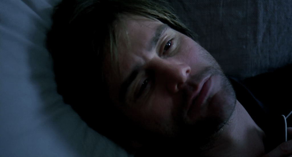 Joel si sveglia ne "il posto più freddo" nell'incipit di Eternal sunshine of the spotlesss mind 