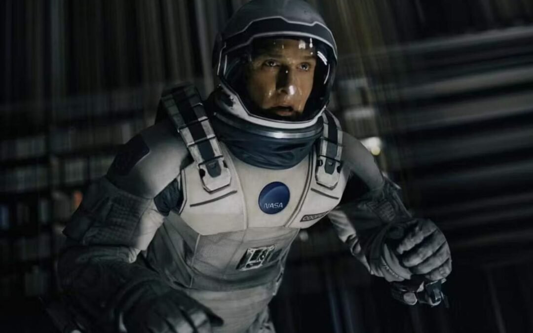 Interstellar stasera in TV, 10 curiosità sul film di Nolan: la storia vera, il cunicolo spazio-temporale, cosa sono i wormhole