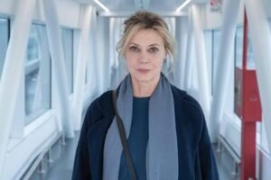 Margherita Buy trasforma ogni personaggio in un ritratto