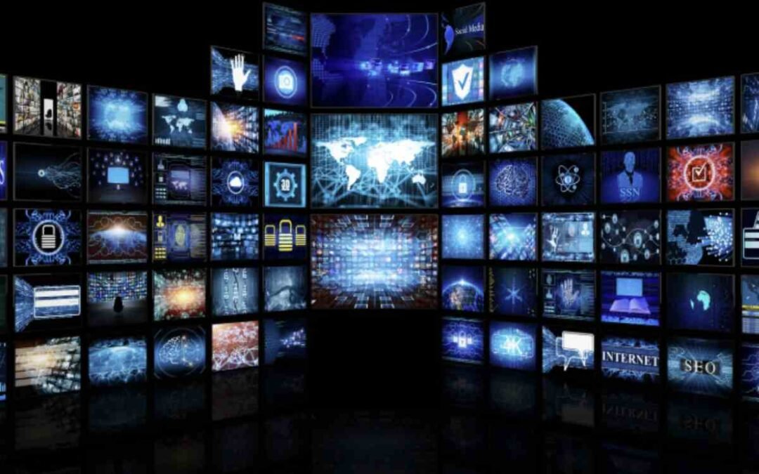 Dalle intuizioni tecnologiche alle trasformazioni sociali: film e serie tv che hanno davvero predetto il futuro