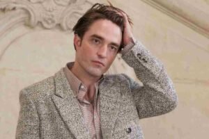 Robert Pattinson